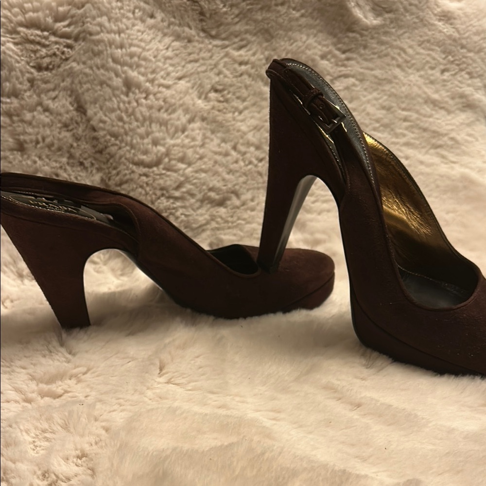 Prada Brown High-Heeled Pumps